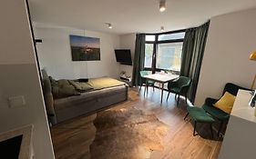 Studio 7 City Lage Mit Garage Naehe Koeln Bonn